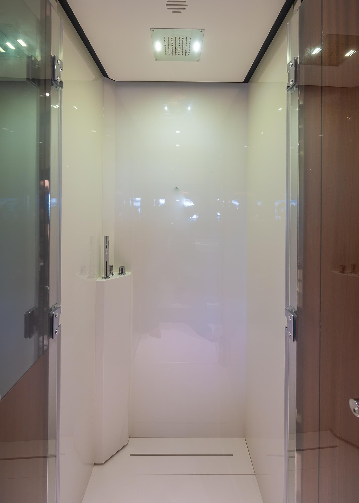 2019 RIVA 66' RIBELLE 